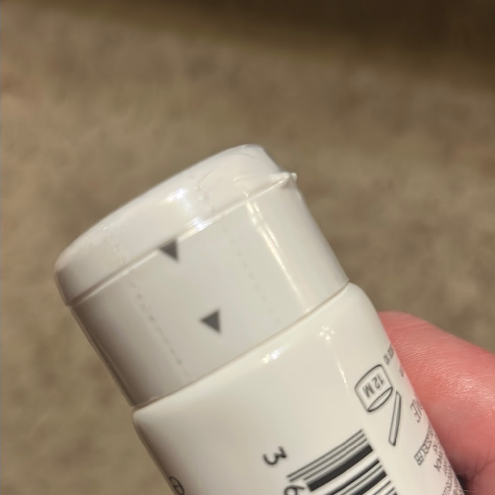 Lancôme Crème Radiance Cleanser - Brand NEW - Picture 3 of 3